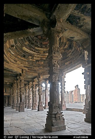 Columns and courtyard, Quwwat-ul-Islam mosque, Qutb complex. New Delhi, India