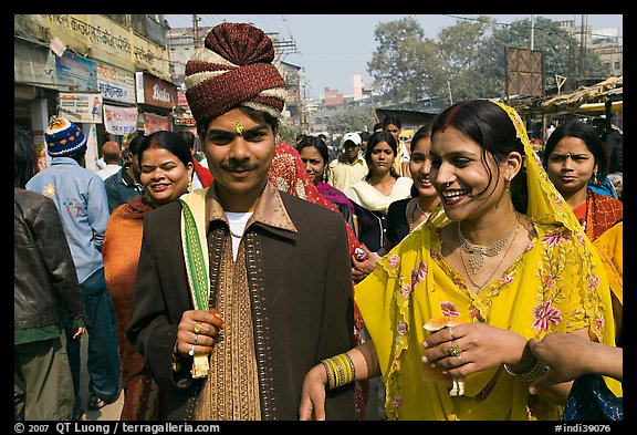 Bride and groom in a street. Varanasi, Uttar Pradesh, India (color)