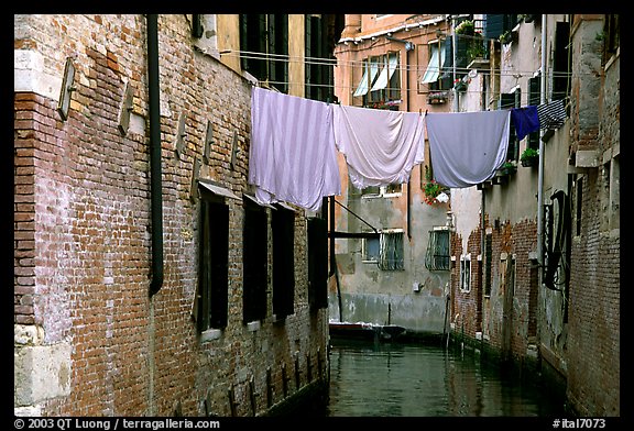 Clothelines and canal in a popular quarter, Castello. Venice, Veneto, Italy