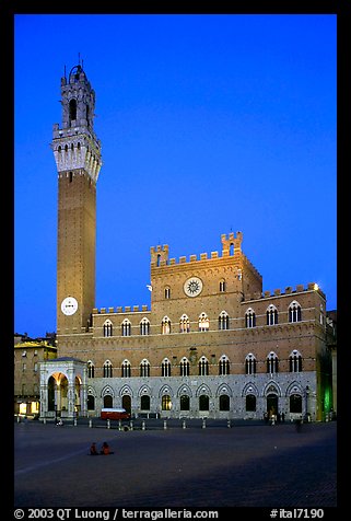 Piazza Del Campo and Palazzo Pubblico at dusk. Siena, Tuscany, Italy (color)