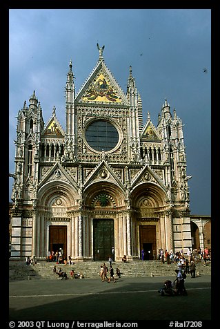 Facade of the Duomo, afternoon. Siena, Tuscany, Italy (color)