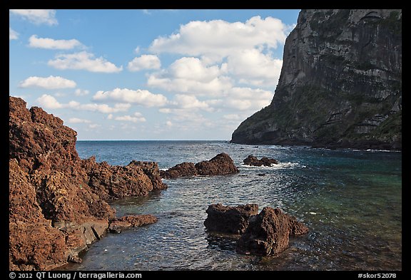 Sea cliffs, Seongsang Ilchulbong. Jeju Island, South Korea