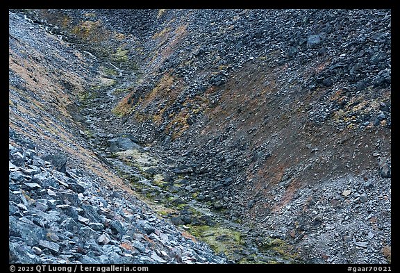 Narrow valley with stream. Gates of the Arctic National Park (color)