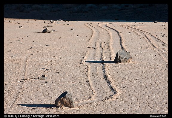 Gliding stones, the Racetrack playa. Death Valley National Park (color)