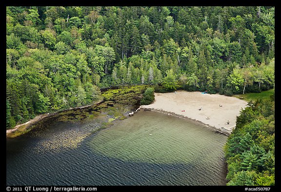Beach on Echo Lake seen from above. Acadia National Park, Maine, USA.