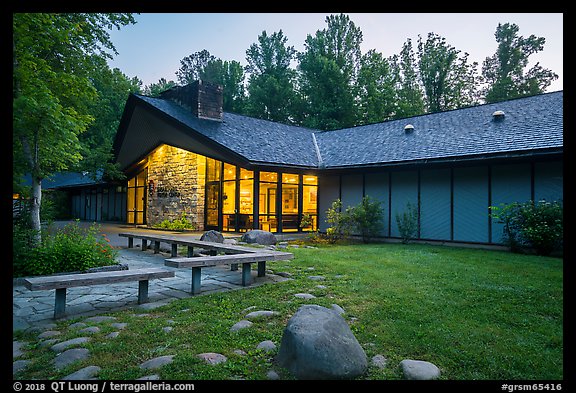 Sugarlands Visitor Center, Tennessee. Great Smoky Mountains National Park (color)