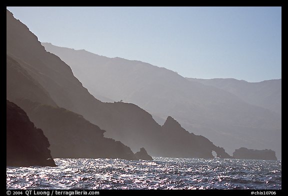 Coastline and ridges, Santa Cruz Island. Channel Islands National Park, California, USA.