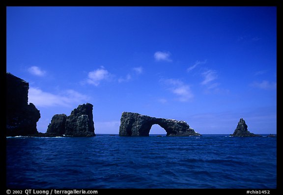 Arch Rock, East Anacapa. Channel Islands National Park, California, USA.