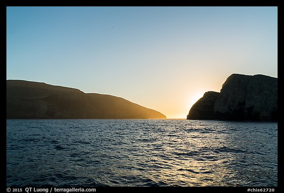 Backlit Sutil Island and Santa Barbara Island. Channel Islands National Park, California, USA.