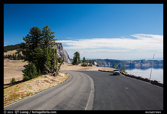 Road near North Junction. Crater Lake National Park, Oregon, USA.