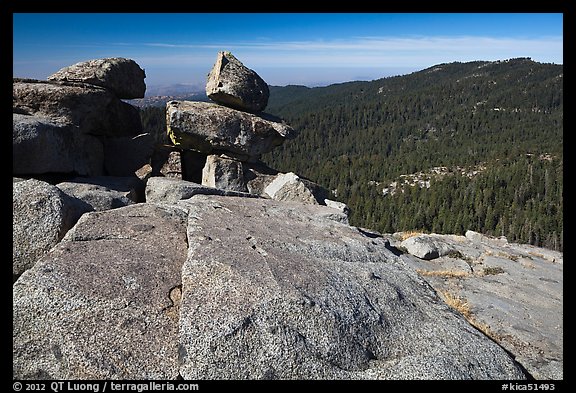 Granite slabs, Buena Vista. Kings Canyon National Park, California, USA.