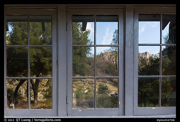 Condor Gulch pinnacles, Bear Gulch nature center window reflexion. Pinnacles National Park, California, USA.