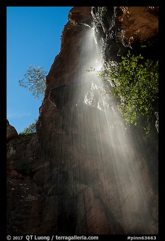 Moses Spring waterfall (slow). Pinnacles National Park (color)