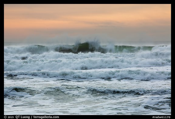 Breaking waves, Enderts Beach. Redwood National Park, California, USA.