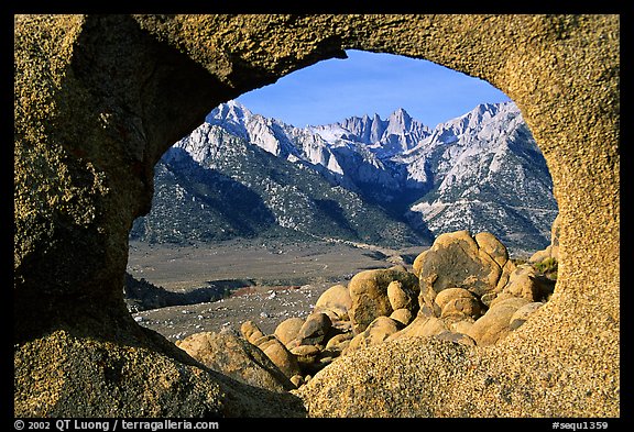 Alabama hills arch I and Sierras, early morning. Sequoia National Park (color)