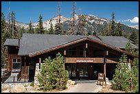 Wuksachi Lodge. Sequoia National Park, California, USA.