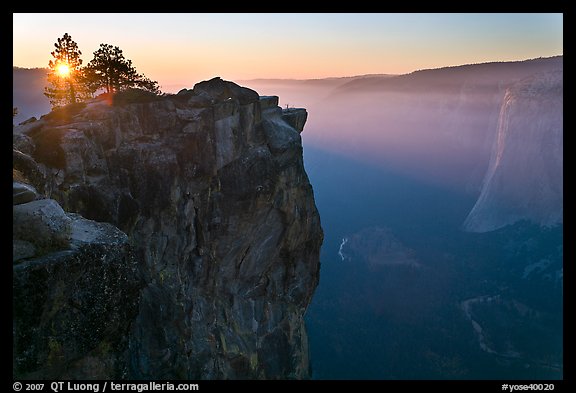 Sunset from Taft Point. Yosemite National Park (color)