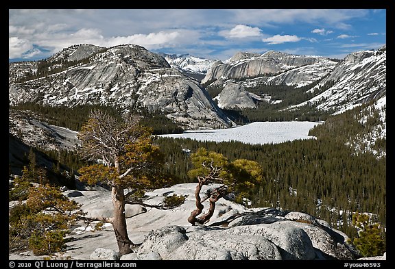 Iced-up Tenaya Lake and domes. Yosemite National Park, California, USA.