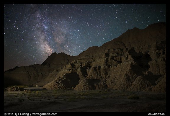 Starry sky and Milky Way above buttes. Badlands National Park (color)