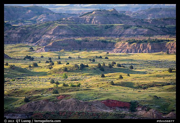 Late afternoon light, Painted Canyon. Theodore Roosevelt National Park, North Dakota, USA.