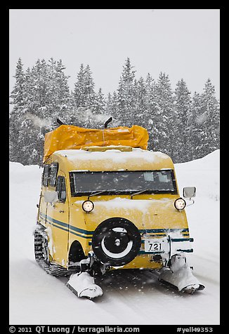 Bombardier snow bus. Yellowstone National Park, Wyoming, USA.