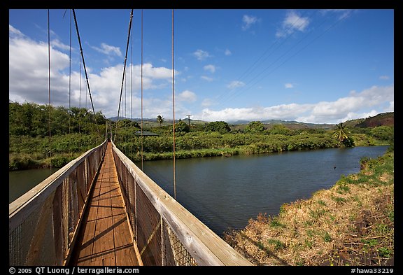 Swinging bridge, Hanapepe. Kauai island, Hawaii, USA (color)