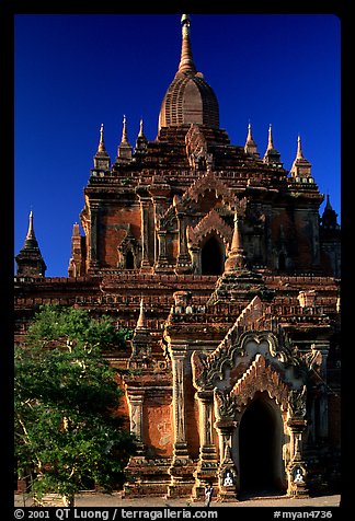 Htilominlo Pahto. Bagan, Myanmar (color)