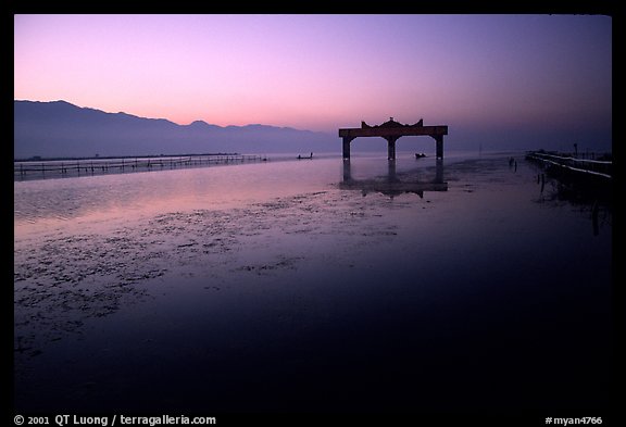 The gate of the lake, sunrise. Inle Lake, Myanmar (color)