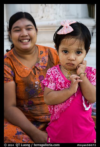 Girl and mother, Shwedagon Pagoda. Yangon, Myanmar (color)