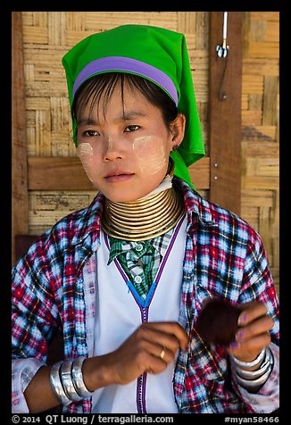 Kayan woman of the Padaung tribe wearing brass neck coils. Inle Lake, Myanmar (color)