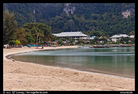 Deserted beach and resorts, Ao Lo Dalam, Ko Phi Phi. Krabi Province, Thailand (color)