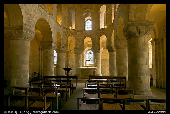 Norman-style chapel of St John the Evangelist, here the royal family worshipped, Tower of London. London, England, United Kingdom