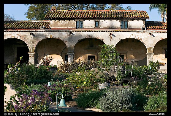 Garden and south wing arches. San Juan Capistrano, Orange County, California, USA