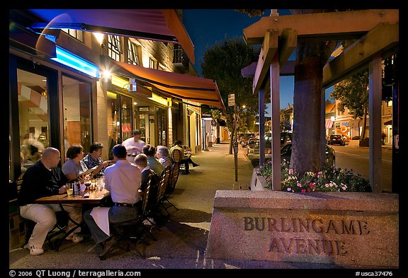 Outdoor dining on Burlingame Avenue. Burlingame,  California, USA (color)