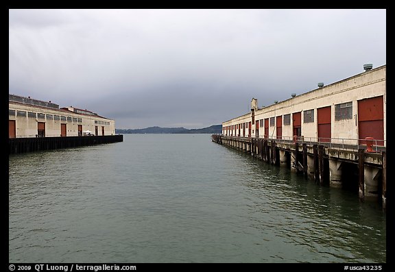 Piers, Mason Center. San Francisco, California, USA (color)