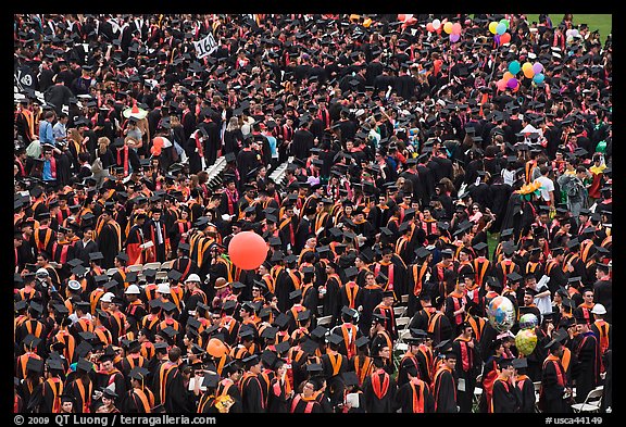 Mass of graduates in academic robes. Stanford University, California, USA