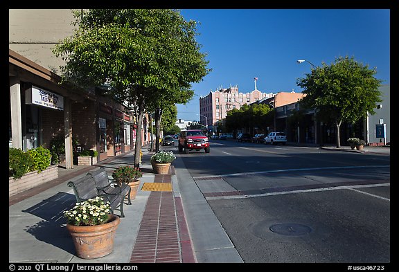 Main street. Watsonville, California, USA