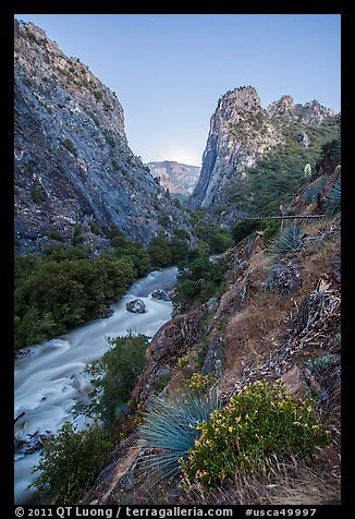 Windy Cliffs and South Fork of the Kings River Gorge, dusk. Giant Sequoia National Monument, Sequoia National Forest, California, USA (color)