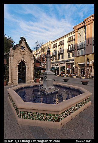 Fountain. Santana Row, San Jose, California, USA (color)