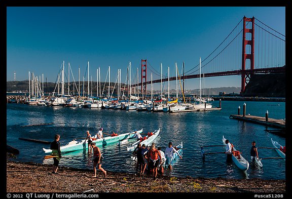 Horseshoe Bay, canoes, yachts and Golden Gate Bridge. California, USA