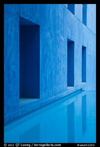 Blue walls and reflections, Schwab Residential Center. Stanford University, California, USA