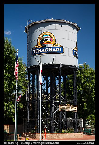 Water Tower, Tehachapi. California, USA (color)