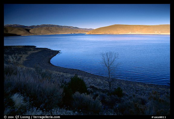 Topaz Lake, late afternoon. California, USA (color)