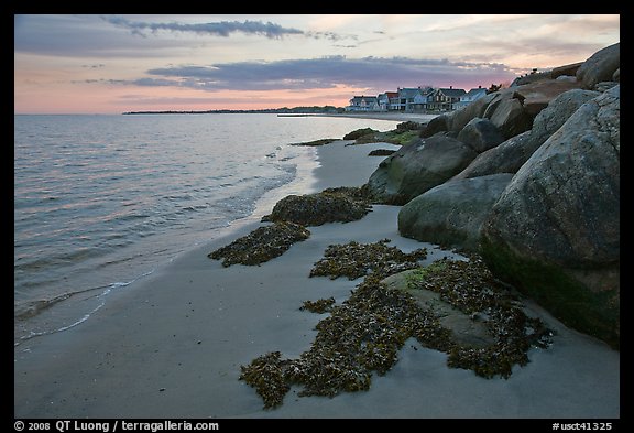 Rocks and beachfront houses, Westbrook. Connecticut, USA