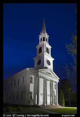 First Congregational Church (1665) at night, Old Lyme. Connecticut, USA