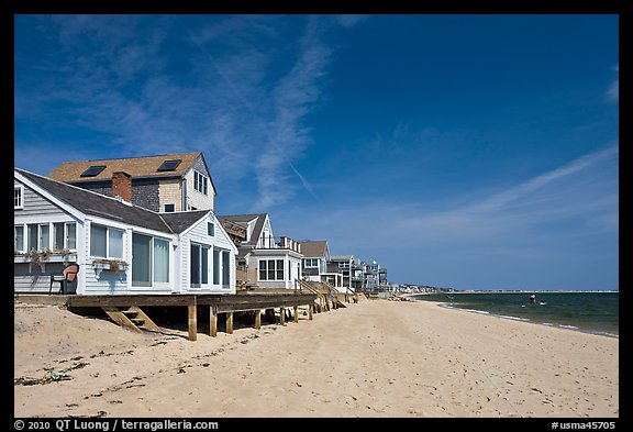 Beach, Provincetown. Cape Cod, Massachussets, USA (color)