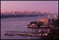 Manhattan seen from Fort Lee, New Jersey, sunrise. NYC, New York, USA