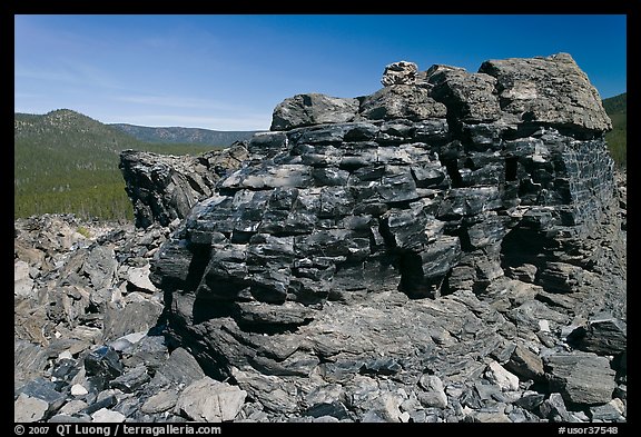 Obsidian glass formation. Newberry Volcanic National Monument, Oregon, USA
