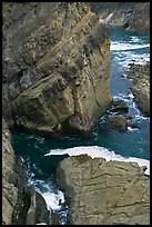 Slabs and cliffs, Shore Acres. Oregon, USA (color)