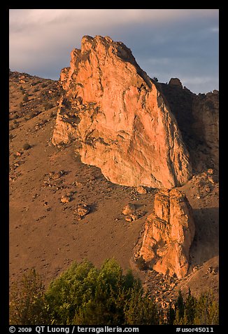 Ryolite outcrop at sunset. Smith Rock State Park, Oregon, USA (color)